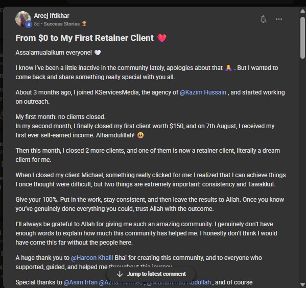Community post by Areej Iftikhar about closing her first retainer client